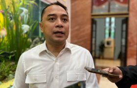 Wali Kota Surabaya Pastikan CCTV di Tempat Usaha untuk Tingkatkan Kejujuran Pajak Parkir BERITA WUKONG778 MUSIC