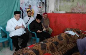 Sampaikan Belasungkawa, Gubernur DKI Melayat ke Rumah Affan Korban Rantis Brimob Lind*s Pengemudi Ojol BERITA WUKONG778 MUSIC