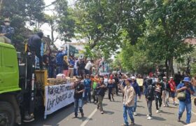 Kapolresta Pati Apresiasi Peserta Aksi Aliansi Masyarakat Pati Bersatu, Berjalan Aman dan Kondusif BERITA WUKONG778 MUSIC