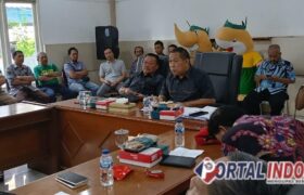 Akses Jalan Mutiara Regency Tertutup, Warga Jati dan Banjarbendo Sampaikan Keluhan ke DPRD BERITA WUKONG778 MUSIC