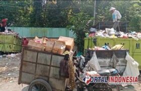 Tumpukan Sampah di TPS Pucang Gading, DLH Demak Diminta Cari Solusi BERITA WUKONG778 MUSIC