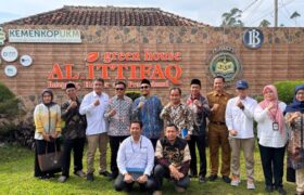Kemenko PM Dorong Pengembangan Koperasi Pondok Pesantren Al-Ittifaq Bandung BERITA WUKONG778 MUSIC
