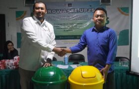 Olah Sampah Mandiri, UPER Hadirkan Komposter Putar di Desa Barengkok BERITA WUKONG778 MUSIC