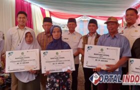 Secara Simbolis, Walikota Pasuruan Serahkan Buku Rekening Tabungan kepada 300 Penerima Bantuan Rehab RTLH BERITA WUKONG778 MUSIC