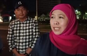 Khofifah Janji Koordinasi dengan Polisi untuk Bebaskan Massa Aksi yang Ditahan BERITA WUKONG778 MUSIC
