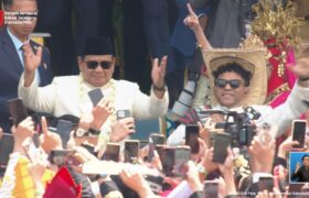 Prabowo Presiden Berjoget Ikuti Alunan Lagu "Tabola Bale" di Istana Merdeka BERITA WUKONG778 MUSIC
