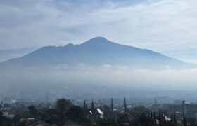 Wilayah Darat dan Perairan Jatim Berpotensi Cerah Berawan Hari Ini BERITA WUKONG778 MUSIC