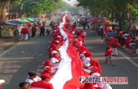 Merah Putih Membentang 360 Meter, Ribuan Warga Krian Rayakan HUT RI ke-80 BERITA WUKONG778 MUSIC