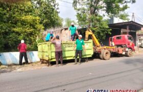 DLH & Pemdes Bersihkan Sungai Jumain, Warga Tagih Janji Alat Berat BERITA WUKONG778 MUSIC
