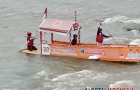 omentum HUT RI ke-80, Kabupaten Lahat Meriahkan Lomba Rakit Hias di Tepian Sungai Lematang BERITA WUKONG778 MUSIC