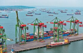 Terminal Teluk Lamong Jaga Komitmen GCG dengan Program Pelindo Bersih BERITA WUKONG778 MUSIC