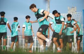 Eduardo Perez Genjot Persiapan Persebaya Hadapi Laga Tandang ke PSM Makassar BERITA WUKONG778 MUSIC