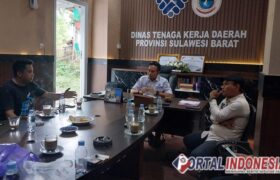Disnaker Sulbar Didesak Jawab Dugaan Pungli dan Perbudakan Tenaga Kerja, FKPSB Layangkan 4 Tuntutan BERITA WUKONG778 MUSIC