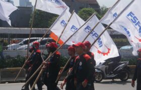 Polisi Ingatkan Pengguna Medsos yang Live waktu Demo Buruh di DPR Jangan Memprovokasi Masyarakat BERITA WUKONG778 MUSIC