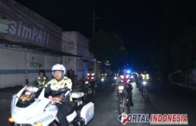 Polres Situbondo, TNI, dan Satpol PP Gelar Patroli Skala Besar Demi Situbondo Aman & Kondusif BERITA WUKONG778 MUSIC