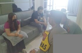 Wanita Asal Jateng Diduga Disekap WNA Turki di Surabaya - Suara Surabaya BERITA WUKONG778 MUSIC