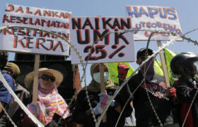 Buruh Tuntut Kenaikan Upah 10 Persen, Apindo: Semuanya Ada Mekanisme BERITA WUKONG778 MUSIC