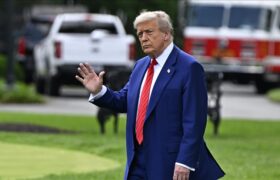 Trump Umumkan Penyelidikan Tarif Besar-besaran atas Furnitur Impor BERITA WUKONG778 MUSIC