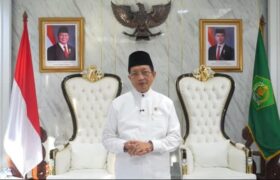 Viral Ucapan "kalau mau cari uang, jangan jadi guru, jadi pedaganglah", Menag Minta Maaf dan Pemerintah Komitmen Sejahterakan Guru BERITA WUKONG778 MUSIC