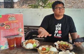 Geprek Merakyat, 10 Ribu dapat Ayam, Nasi, Sambal, Teh dan Lalapan Lur BERITA WUKONG778 MUSIC