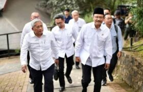 Sambangi Kediaman Prabowo Presiden di Hambalang, Mensos Laporkan Progres Sekolah Rakyat BERITA WUKONG778 MUSIC
