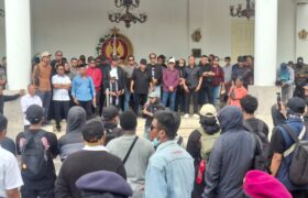 Danrem 072/Pamungkas dan Nuryadi Apresiasi Demo di DPRD Aman dan Damai BERITA WUKONG778 MUSIC