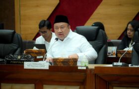 DPR Dorong Pemerintah Naikkan Tunjangan Dosen Non-ASN BERITA WUKONG778 MUSIC