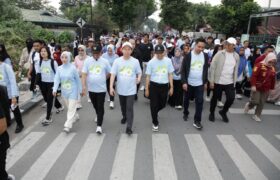 Rayakan Milad ke-48 BKPRMI, Sultan Bagi Hadiah Umroh Untuk Guru Madrasah Hingga Lakukan Penanaman Pohon di Palu BERITA WUKONG778 MUSIC