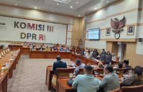 Rapat Pleno Komisi III DPR Setujui 10 Calon Hakim Agung dan Hakim Ad Hoc HAM MA BERITA WUKONG778 MUSIC