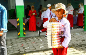 Pakar Sebut Program MBG Bisa Kurangi Kebiasaan Anak Jajan Manis BERITA WUKONG778 MUSIC