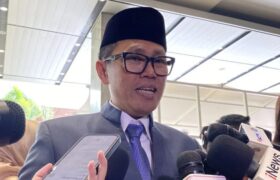Fraksi PAN Minta Gaji Eko Patrio dan Uya Kuya Dihentikan BERITA WUKONG778 MUSIC