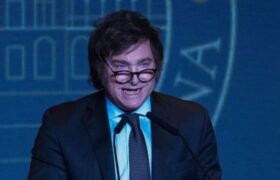 Ribuan Warga Argentina Demo Menentang Veto Presiden BERITA WUKONG778 MUSIC
