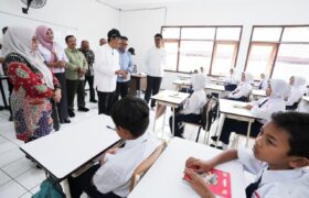 Kunjungi Sekolah Rakyat di Malang, Mensos Pastikan Guru dan Kepsek Dapat Tunjungan BERITA WUKONG778 MUSIC