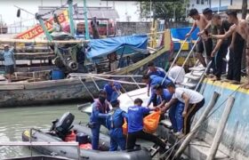Jenazah Warga Buduran Sidoarjo Ditemukan Terapung di Perairan APTS BERITA WUKONG778 MUSIC