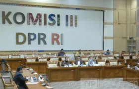 Komisi III DPR RI Mulai Uji Kelayakan dan Kepatutan Calon Hakim Agung BERITA WUKONG778 MUSIC